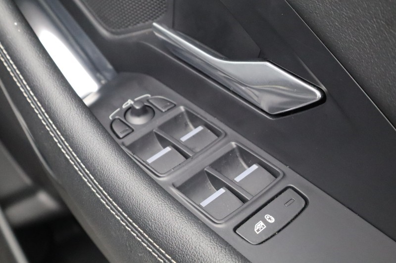 2019 (19) JAGUAR E-PACE 2.0 [200] R-Dynamic S 5dr Auto 5226385