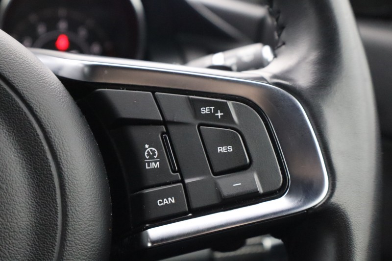 2019 (19) JAGUAR E-PACE 2.0 [200] R-Dynamic S 5dr Auto 5226400