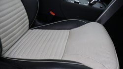 2023 (73) LAND ROVER DISCOVERY 3.0 D300 Dynamic HSE 5dr Auto 5238785