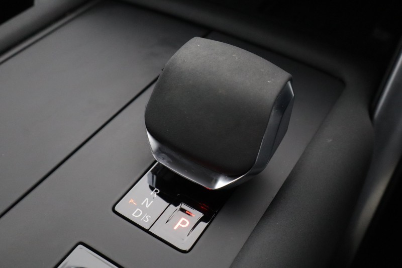 2023 (73) LAND ROVER DISCOVERY 3.0 D300 Dynamic HSE 5dr Auto 5238804