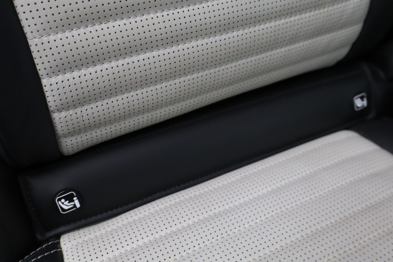 2023 (73) LAND ROVER DISCOVERY 3.0 D300 Dynamic HSE 5dr Auto 5238792