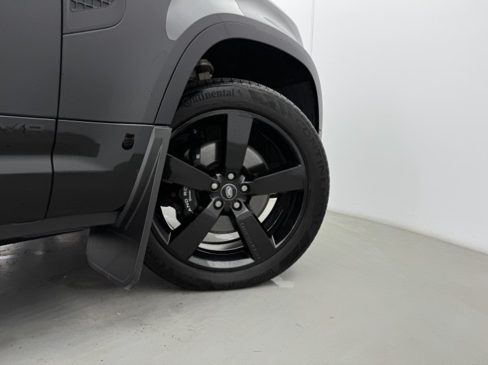 2023 (73) LAND ROVER DEFENDER 5.0 P525 V8 110 5dr Auto 5234093