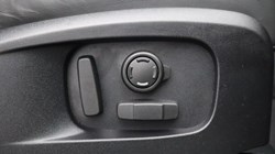 2023 (73) LAND ROVER DEFENDER 5.0 P525 V8 110 5dr Auto 5233979