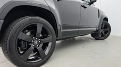 2023 (73) LAND ROVER DEFENDER 5.0 P525 V8 110 5dr Auto 5234092