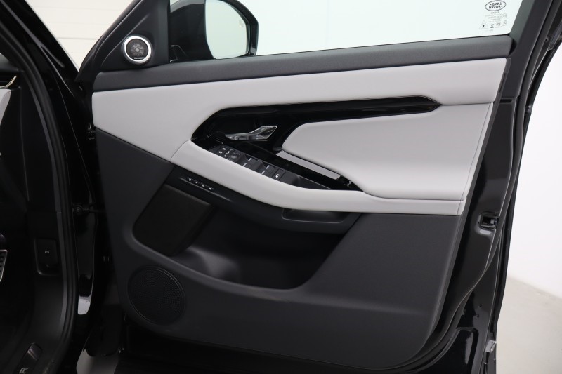 2026 (26) LAND ROVER RANGE ROVER EVOQUE 2.0 D200 Dynamic SE 5dr Auto 5233460