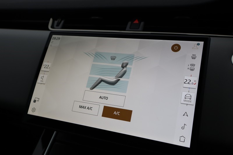 2026 (26) LAND ROVER RANGE ROVER EVOQUE 2.0 D200 Dynamic SE 5dr Auto 5233493