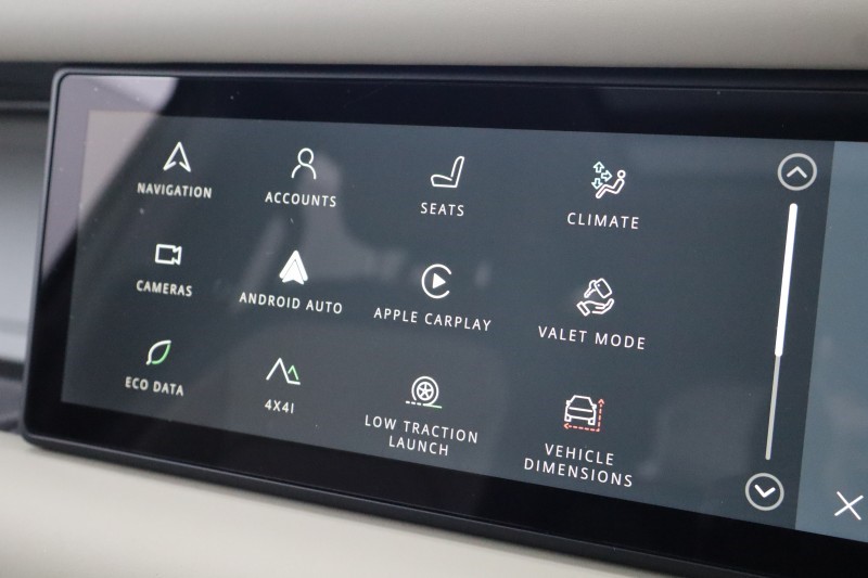 2023 (73) LAND ROVER DEFENDER 3.0 D250 X-Dynamic SE 110 5dr Auto 5231302