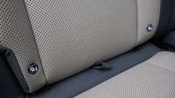 2023 (73) LAND ROVER DEFENDER 3.0 D250 X-Dynamic SE 110 5dr Auto 5231284