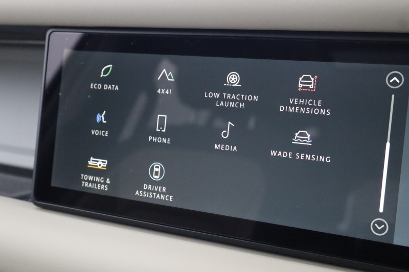 2023 (73) LAND ROVER DEFENDER 3.0 D250 X-Dynamic SE 110 5dr Auto 5231303