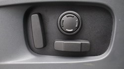 2023 (73) LAND ROVER DEFENDER 3.0 D250 X-Dynamic SE 110 5dr Auto 5231267