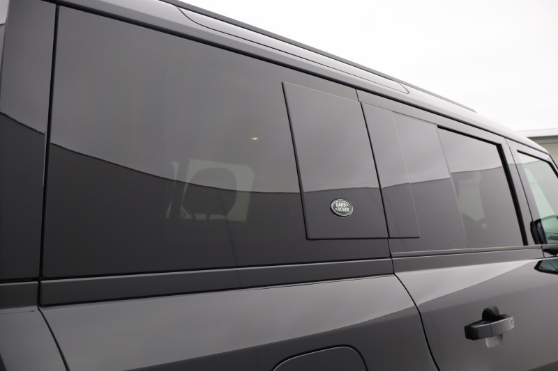 2023 (73) LAND ROVER DEFENDER 3.0 D250 X-Dynamic SE 110 5dr Auto 5231270