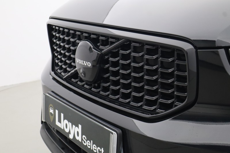 2024 (24) VOLVO XC40 2.0 B4P Plus Dark 5dr Auto 5306223