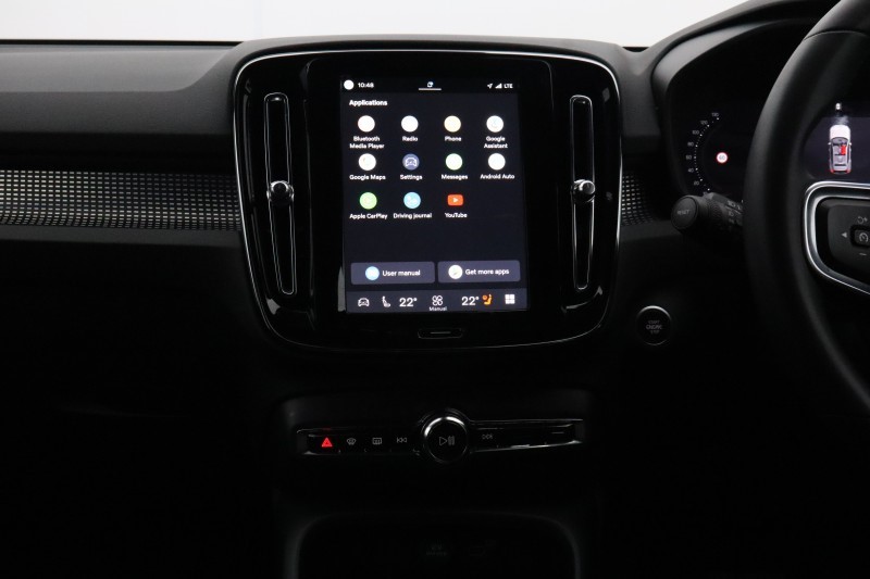 2024 (24) VOLVO XC40 2.0 B4P Plus Dark 5dr Auto 5306246