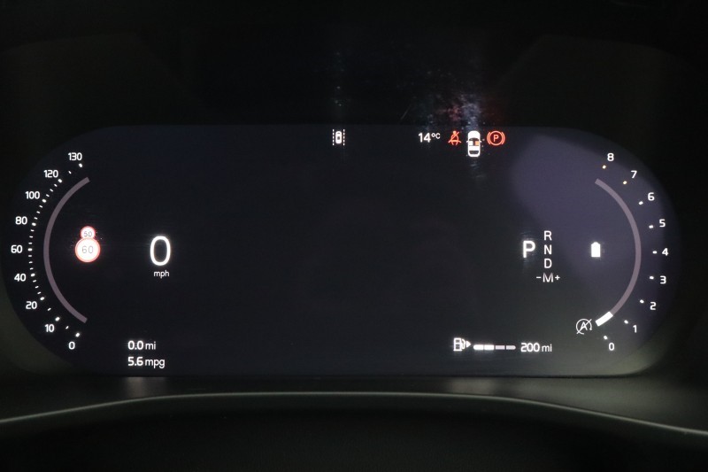 2024 (24) VOLVO XC40 2.0 B4P Plus Dark 5dr Auto 5306260