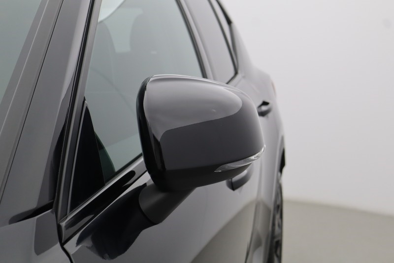 2024 (24) VOLVO XC40 2.0 B4P Plus Dark 5dr Auto 5306219