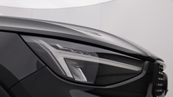 2024 (24) VOLVO XC40 2.0 B4P Plus Dark 5dr Auto 5306221