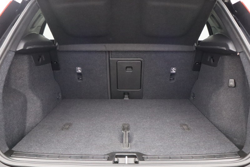 2024 (24) VOLVO XC40 2.0 B4P Plus Dark 5dr Auto 5306230