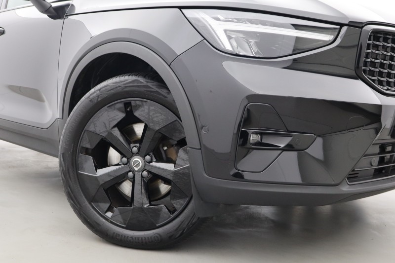 2024 (24) VOLVO XC40 2.0 B4P Plus Dark 5dr Auto 5306233