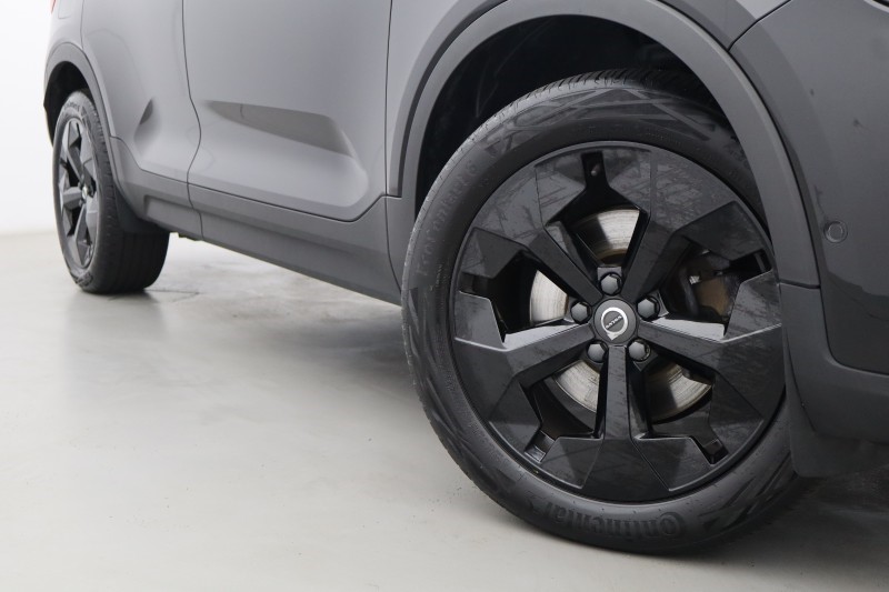 2024 (24) VOLVO XC40 2.0 B4P Plus Dark 5dr Auto 5306234