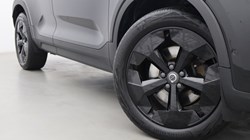 2024 (24) VOLVO XC40 2.0 B4P Plus Dark 5dr Auto 5306234