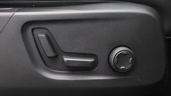 2024 (24) VOLVO XC40 2.0 B4P Plus Dark 5dr Auto 5306240