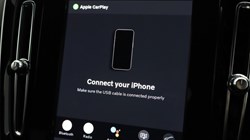 2024 (24) VOLVO XC40 2.0 B4P Plus Dark 5dr Auto 5306272