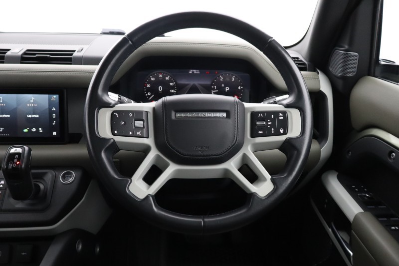 2022 (72) LAND ROVER DEFENDER 3.0 D300 HSE 110 5dr Auto 5265253