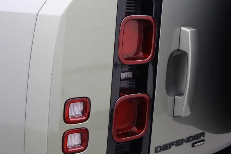 2022 (72) LAND ROVER DEFENDER 3.0 D300 HSE 110 5dr Auto 5265230