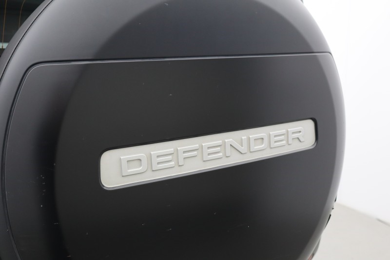 2022 (72) LAND ROVER DEFENDER 3.0 D300 HSE 110 5dr Auto 5265232