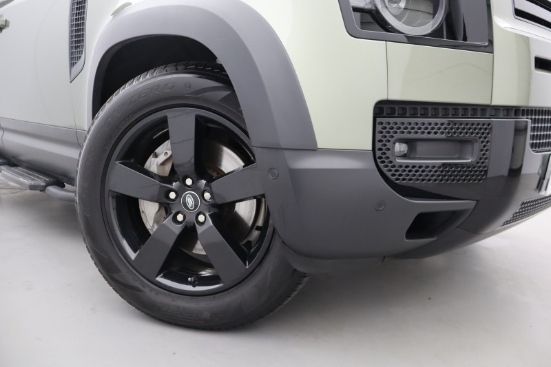 2022 (72) LAND ROVER DEFENDER 3.0 D300 HSE 110 5dr Auto 5265220