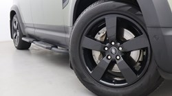2022 (72) LAND ROVER DEFENDER 3.0 D300 HSE 110 5dr Auto 5265221