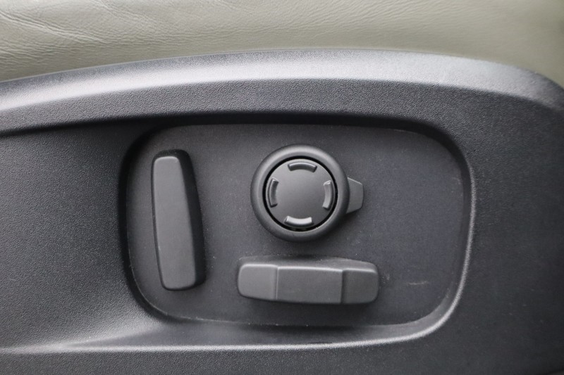 2022 (72) LAND ROVER DEFENDER 3.0 D300 HSE 110 5dr Auto 5265241