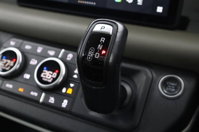 2022 (72) LAND ROVER DEFENDER 3.0 D300 HSE 110 5dr Auto 5265259