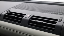 2022 (72) LAND ROVER DEFENDER 3.0 D300 HSE 110 5dr Auto 5265260