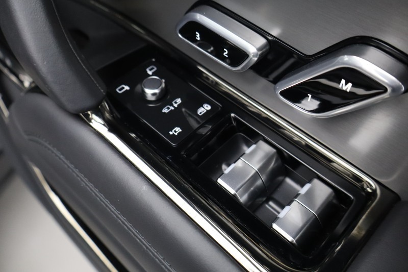 2025 (25) LAND ROVER RANGE ROVER SPORT 3.0 D250 Edition 5dr Auto 5240728