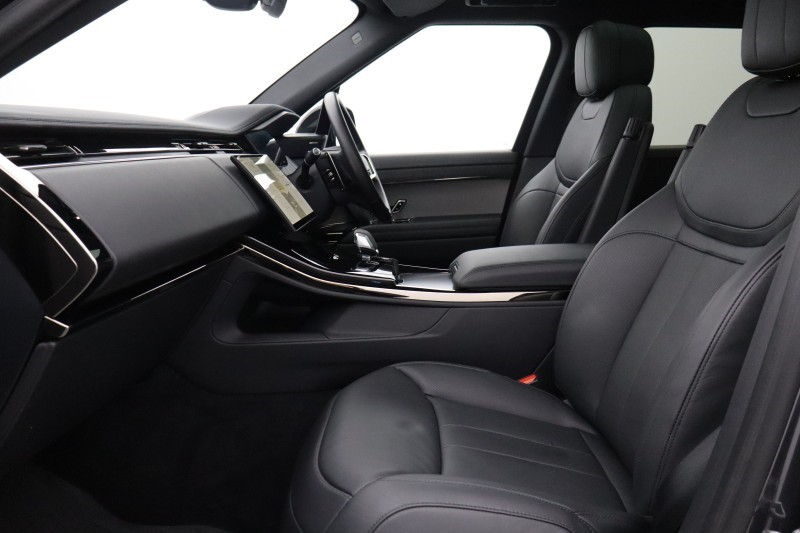 2025 (25) LAND ROVER RANGE ROVER SPORT 3.0 D250 Edition 5dr Auto 5240706