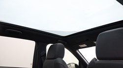 2022 (22) LAND ROVER DISCOVERY SPORT 2.0 D200 R-Dynamic HSE 5dr Auto 5301753