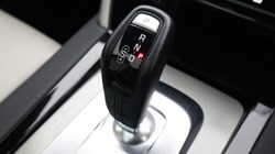 2022 (22) LAND ROVER DISCOVERY SPORT 2.0 D200 R-Dynamic HSE 5dr Auto 5301757