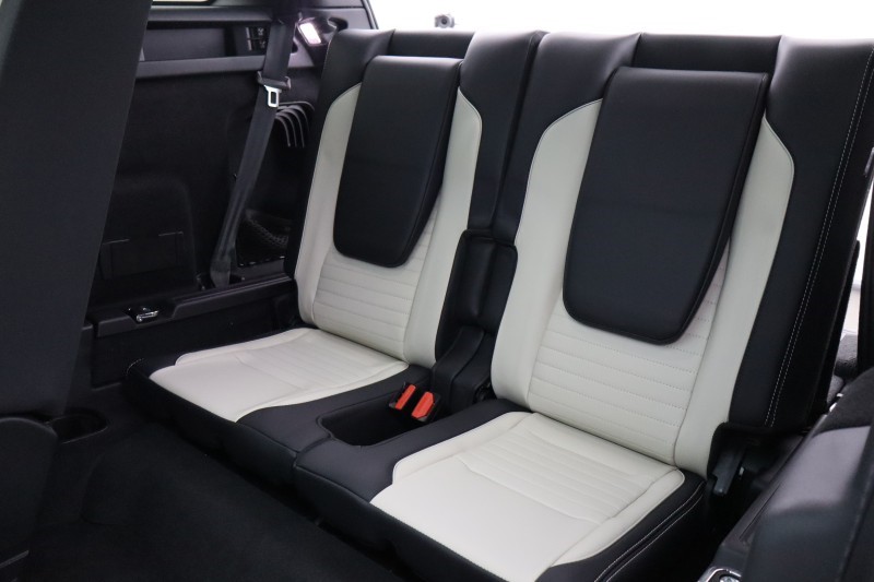 2022 (22) LAND ROVER DISCOVERY SPORT 2.0 D200 R-Dynamic HSE 5dr Auto 5301734