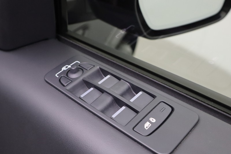 2022 (22) LAND ROVER DISCOVERY SPORT 2.0 D200 R-Dynamic HSE 5dr Auto 5301738