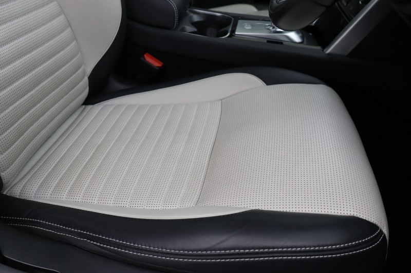 2022 (22) LAND ROVER DISCOVERY SPORT 2.0 D200 R-Dynamic HSE 5dr Auto 5301742