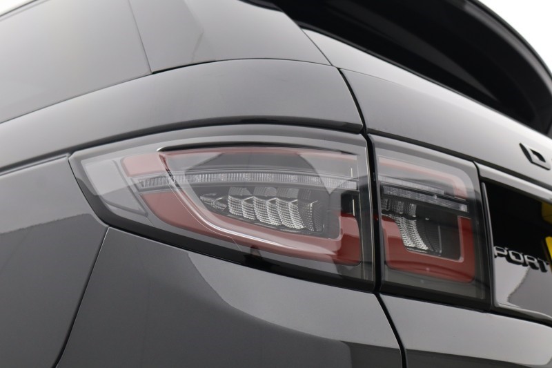 2022 (22) LAND ROVER DISCOVERY SPORT 2.0 D200 R-Dynamic HSE 5dr Auto 5301726