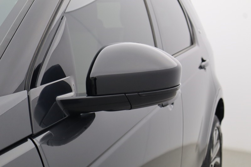 2022 (22) LAND ROVER DISCOVERY SPORT 2.0 D200 R-Dynamic HSE 5dr Auto 5301715