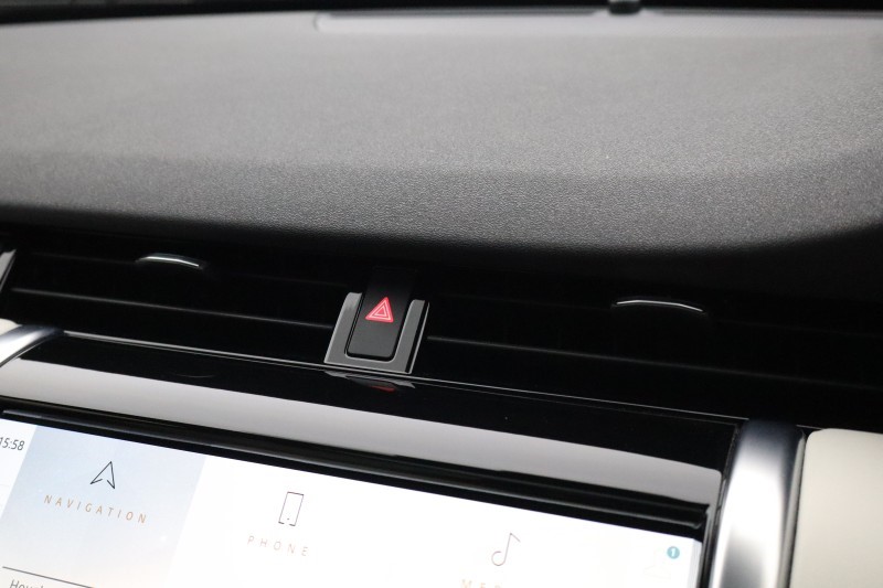 2022 (22) LAND ROVER DISCOVERY SPORT 2.0 D200 R-Dynamic HSE 5dr Auto 5301758