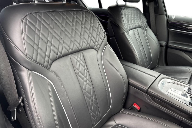 2016 (16) BMW 7 SERIES 730d xDrive M Sport 4dr Auto 5275729