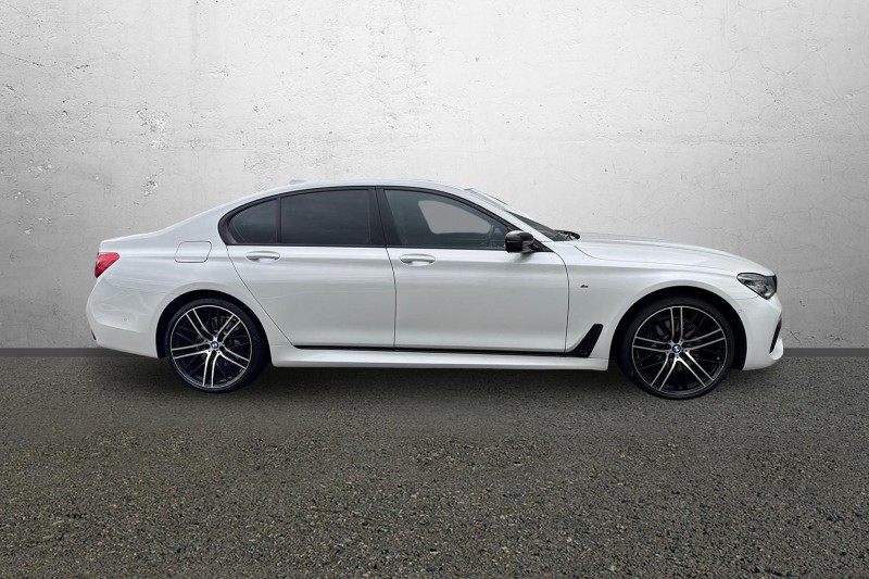 2016 (16) BMW 7 SERIES 730d xDrive M Sport 4dr Auto 5275709