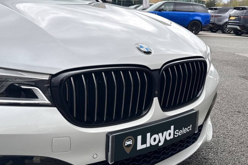 2016 (16) BMW 7 SERIES 730d xDrive M Sport 4dr Auto 5275744