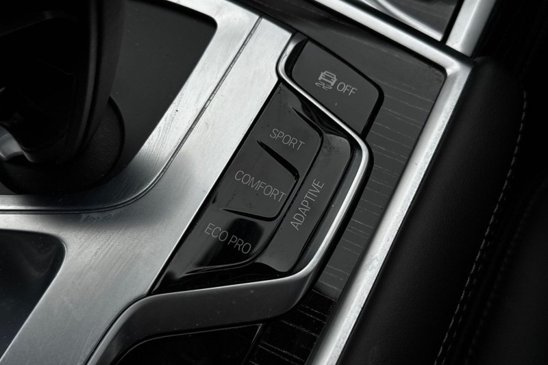 2016 (16) BMW 7 SERIES 730d xDrive M Sport 4dr Auto 5275735