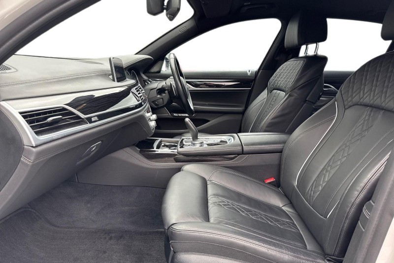 2016 (16) BMW 7 SERIES 730d xDrive M Sport 4dr Auto 5275707