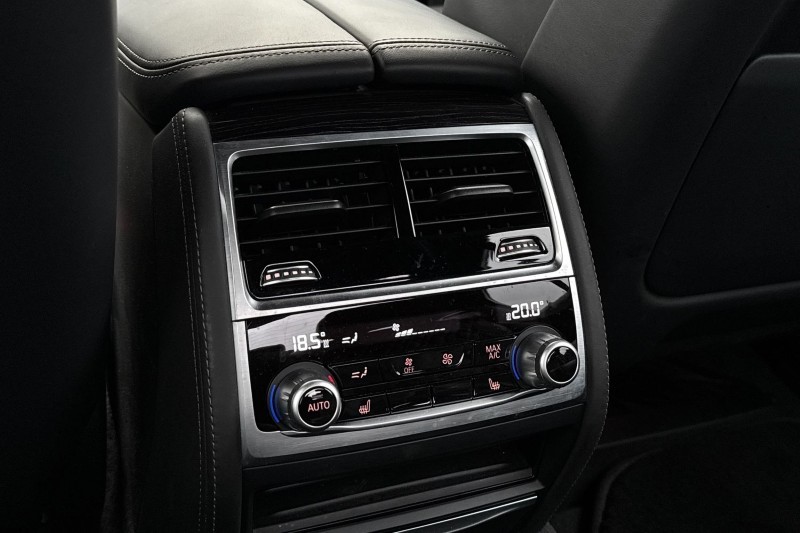 2016 (16) BMW 7 SERIES 730d xDrive M Sport 4dr Auto 5275722